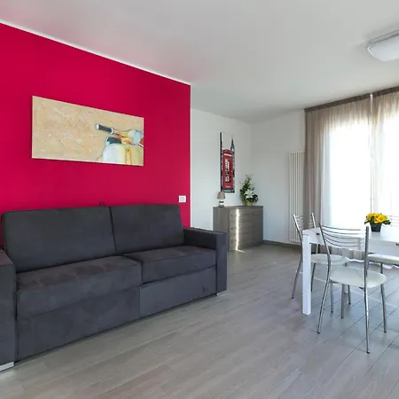 Residenza Riva Azzurra アパートホテル リミニ