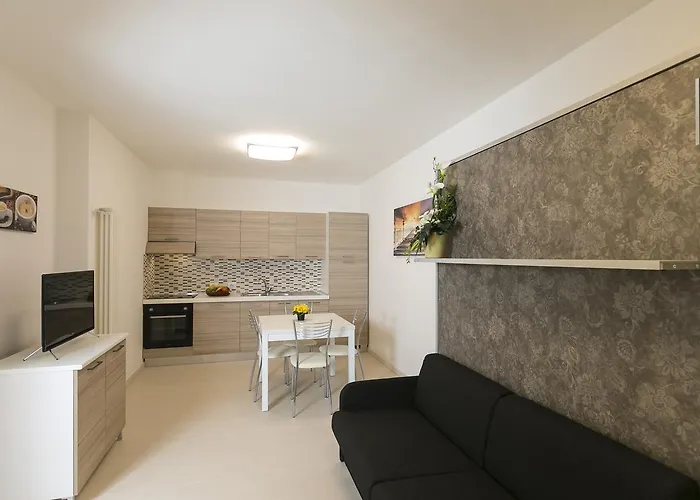 Residenza Riva Azzurra מלון דירות 3*