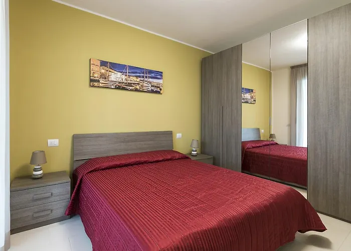 Residenza Riva Azzurra מלון דירות 3*